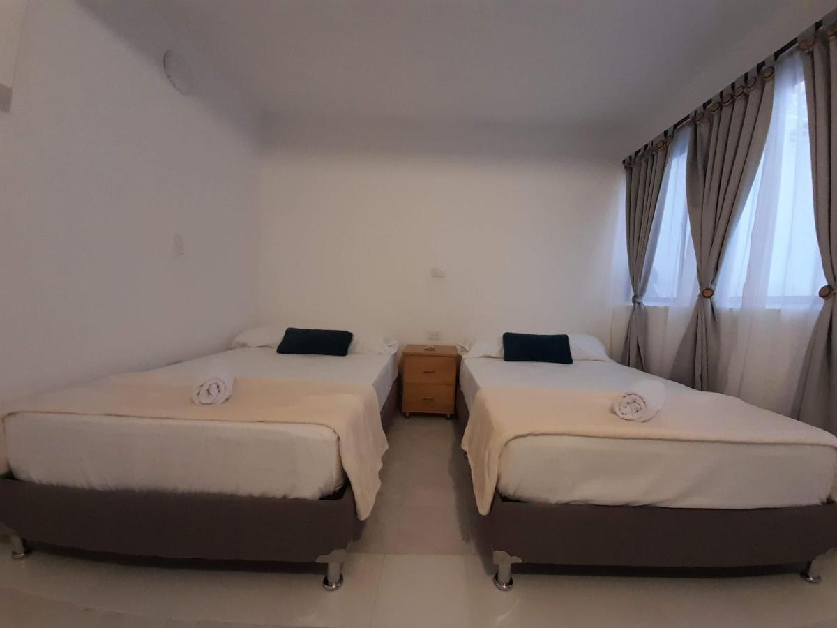 Road Living Home Μεντεγίν Εξωτερικό φωτογραφία
