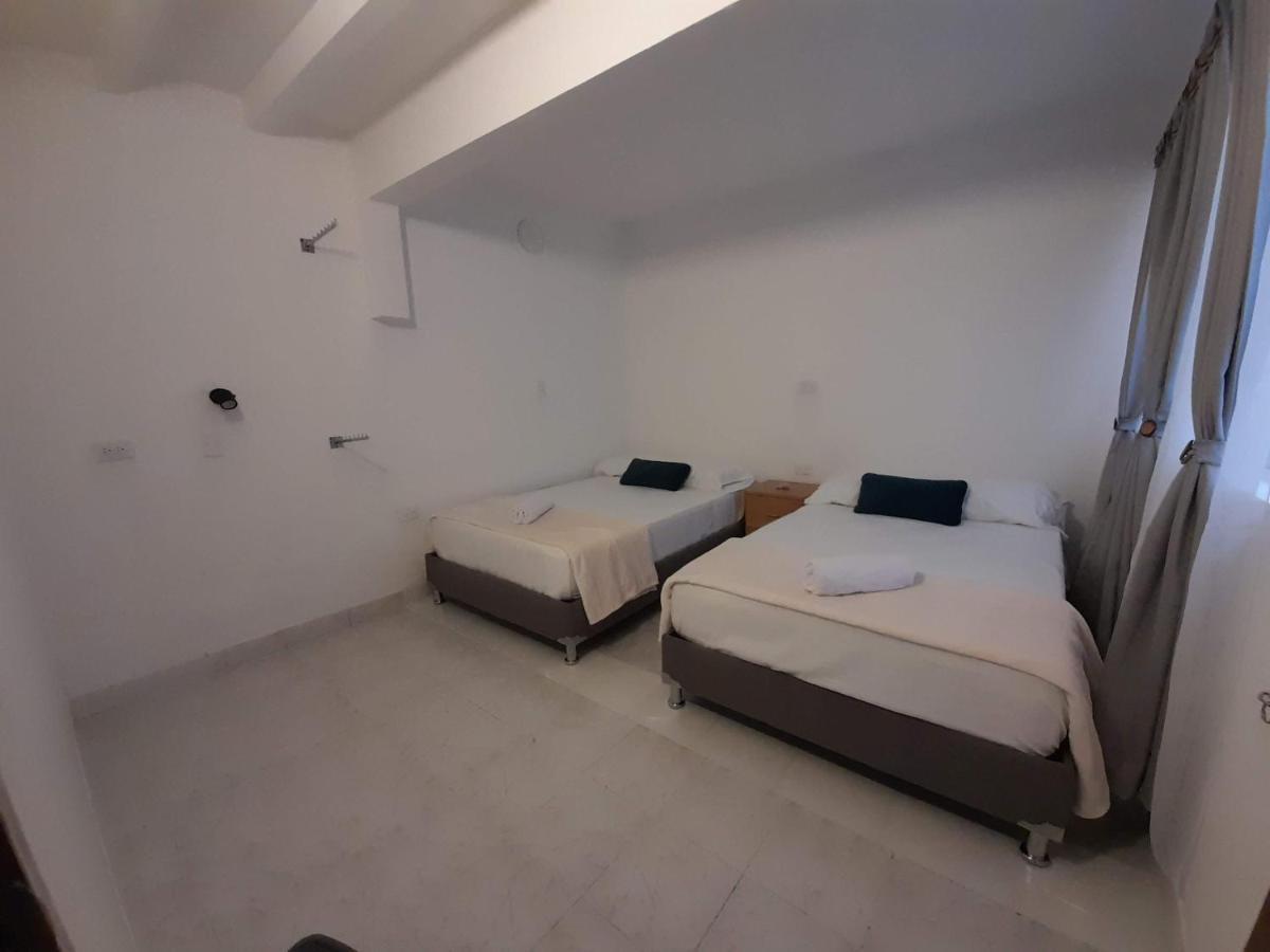 Road Living Home Μεντεγίν Εξωτερικό φωτογραφία