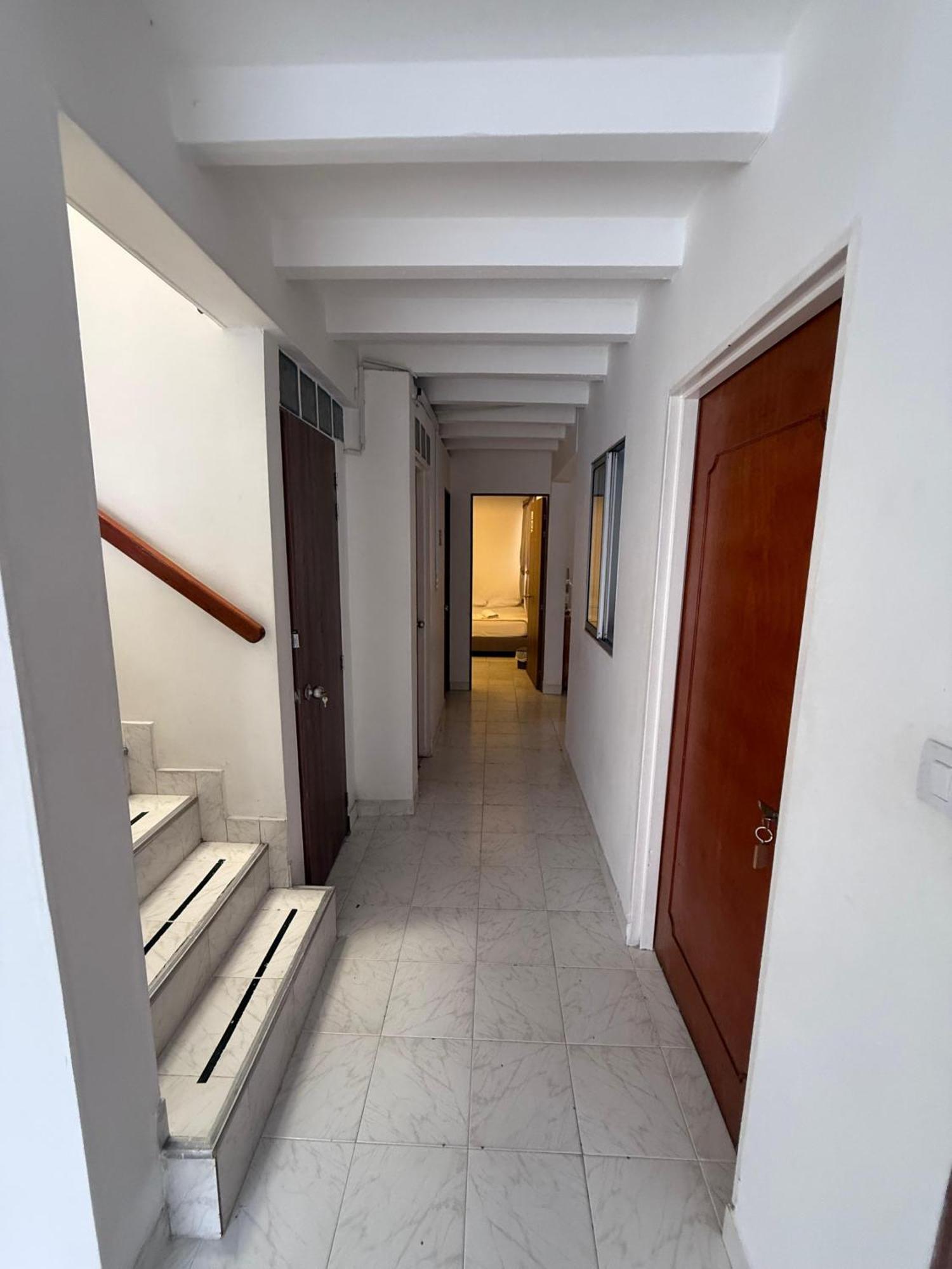 Road Living Home Μεντεγίν Εξωτερικό φωτογραφία