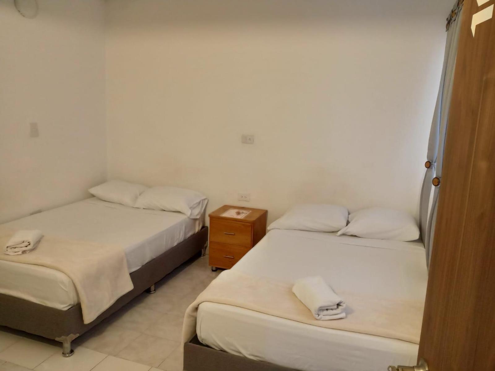 Road Living Home Μεντεγίν Εξωτερικό φωτογραφία