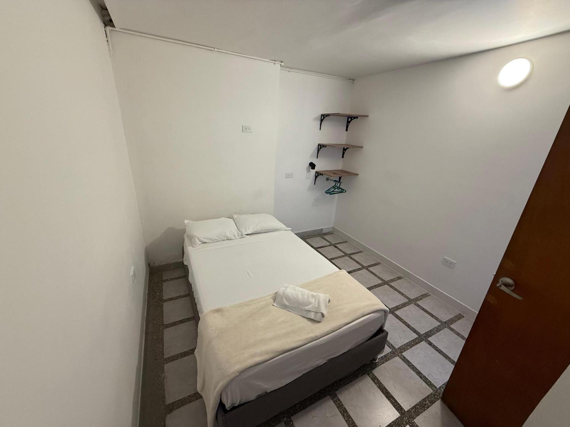 Road Living Home Μεντεγίν Εξωτερικό φωτογραφία